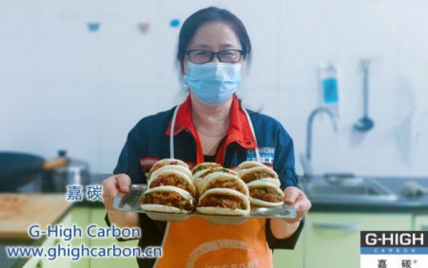 美食吃在嘴，暖流淌在心